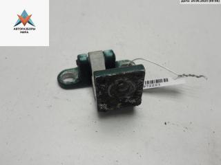 петля крышки багажника Volkswagen Golf 3 поколение 1994, зелёный, хетчбэк 3 дв.