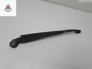 Щеткодержатель (поводок стеклоочистителя) задний Volkswagen Passat B5 [рестайлинг] 2001, 1.9 л., дизель, МКПП, синий, универсал