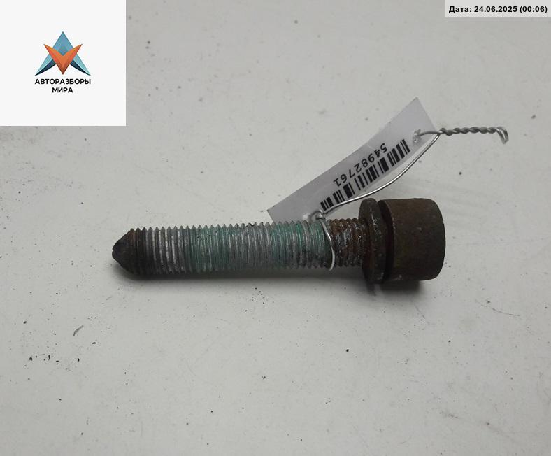 Болт крепления Volkswagen Passat B6 2007, 1.9 л., дизель, МКПП, чёрный, универсал - фото №1