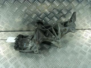 кронштейн генератора Renault Megane 1 поколение [рестайлинг] 2001, цвет, 8200169566