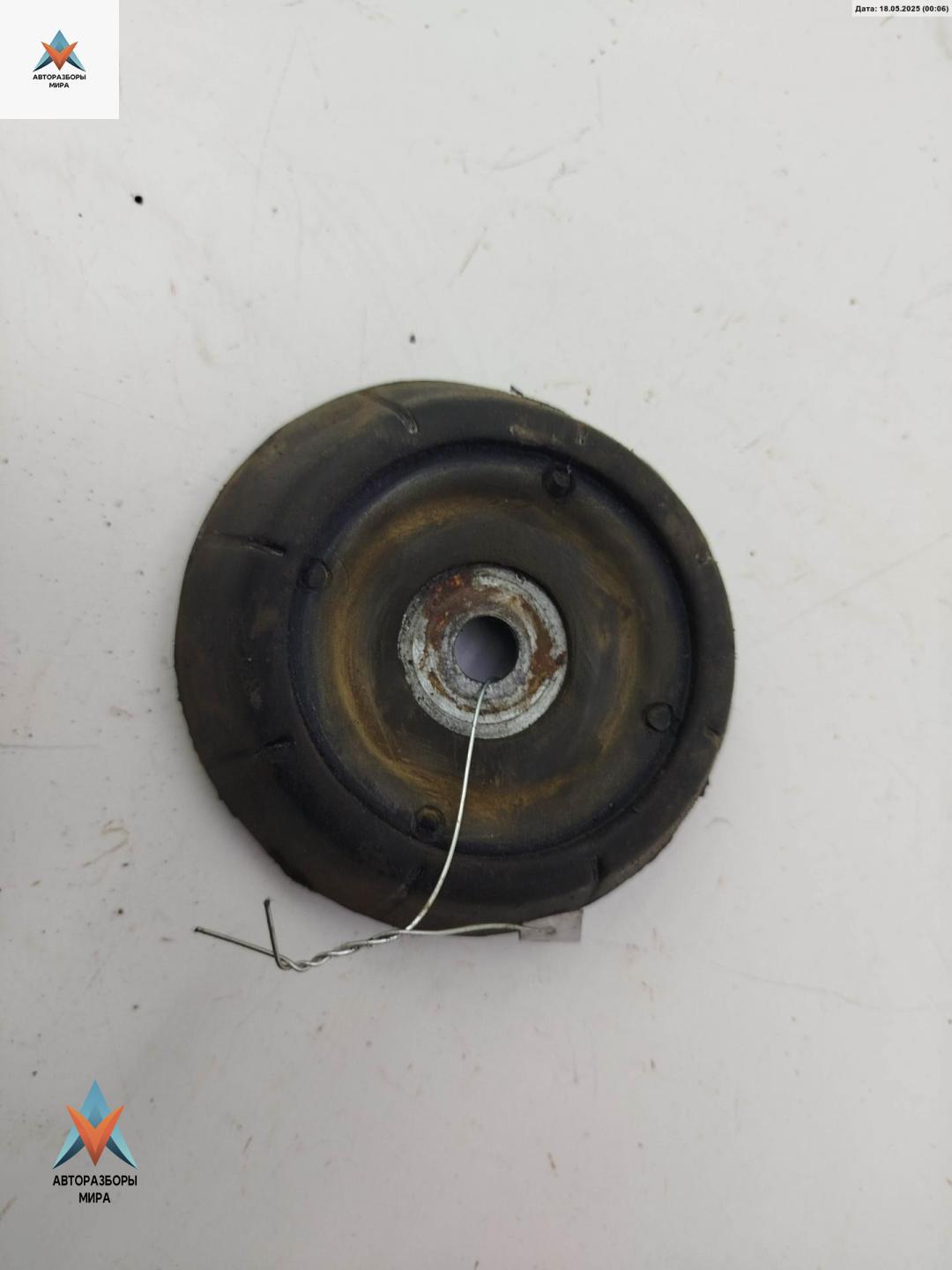 Опора амортизатора переднего (верхняя) Opel Vectra B 1998, 1.6 л., бензин, МКПП, красный, седан - фото №1