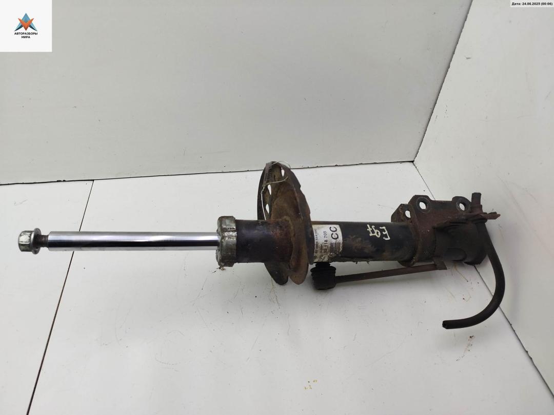 амортизатор передний левый Opel Vectra C 2003, 2.2 л., бензин, АКПП, серый, седан, 13118705 - фото №1