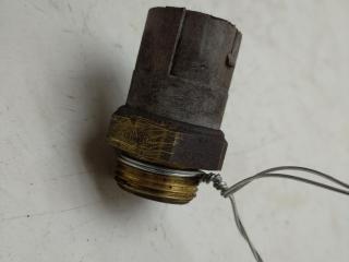 датчик температуры Volkswagen Transporter T4 2000, 1.9 л., дизель, МКПП, красный, микроавтобус, 701959481