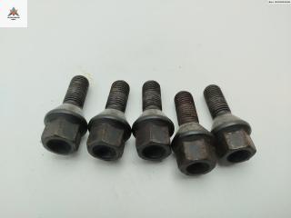 болт колесный BMW 5 серия E39 1999, 2.5 л., бензин, МКПП, зелёный, универсал, 6781150