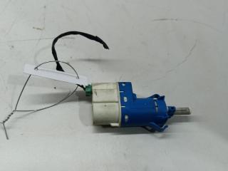 Датчик (включатель) стоп-сигнала Ford Focus 2 поколение 2005, 1.6 л., дизель, МКПП, серый, хетчбэк 5 дв., 3M5T9C872AB