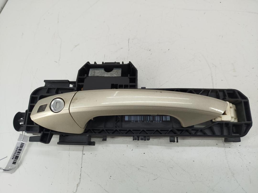 ручка наружная передняя левая Mercedes-Benz E W212 2010, 3.0 л., дизель, АКПП, бежевый, универсал, 2047601534