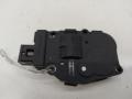 моторчик заслонки печки Mercedes-Benz M-Class ML W164 2006, 4.0 л., дизель, АКПП, чёрный, внедорожник 5 дв., 410475520 - фото №2