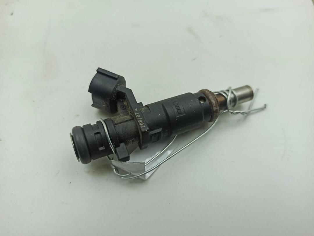 форсунка Peugeot 207 2007, 1.6 л., бензин, МКПП, серый, кабриолет, 752817680-05