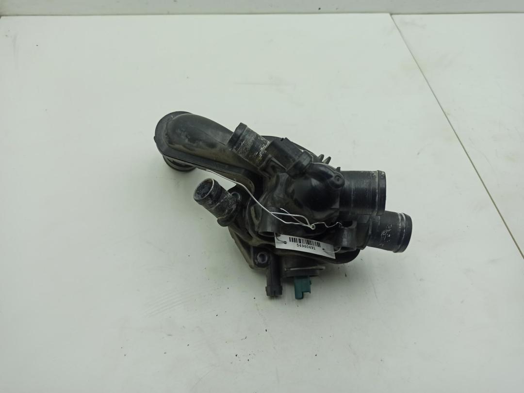 корпус термостата Peugeot 207 2007, 1.6 л., бензин, МКПП, серый, кабриолет