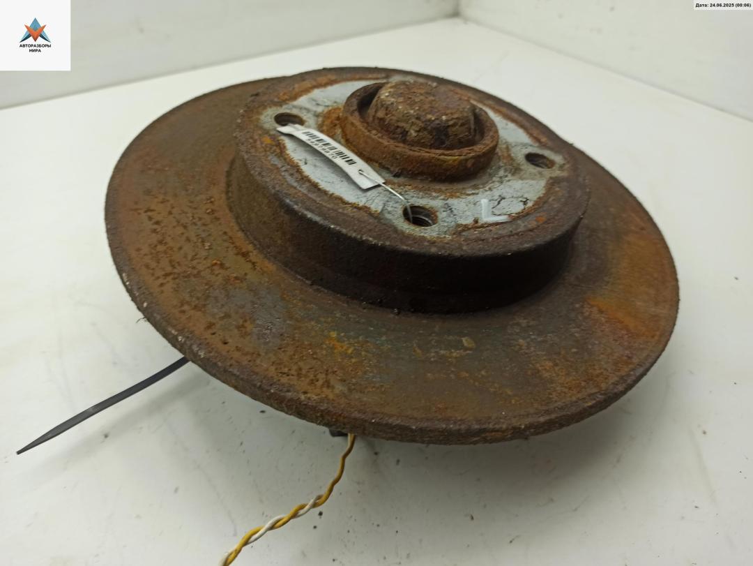 ступица задняя левая Peugeot 207 1 поколение 2007, 1.6 л., бензин, МКПП, серый, кабриолет - фото №1