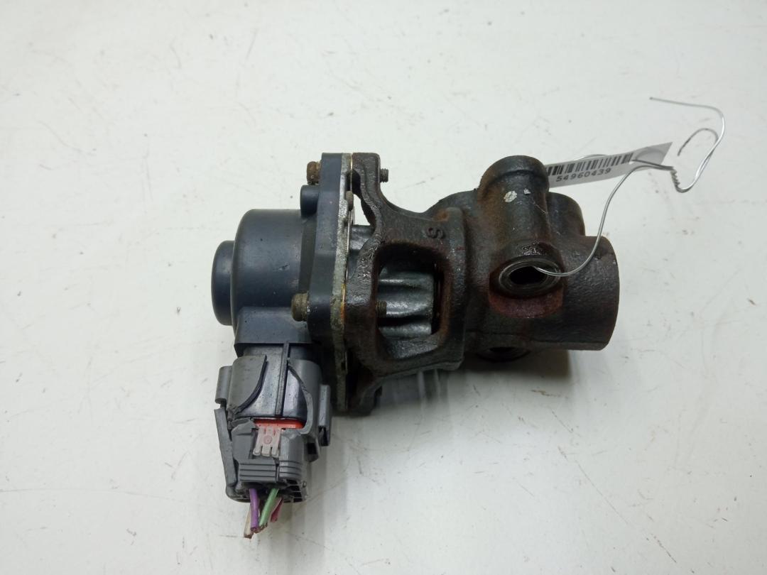 клапан EGR Mazda 323 BJ 1999, 1.5 л., бензин, МКПП, зелёный, хетчбэк 5 дв.