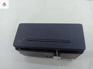 пепельница Audi A6 4B/C5 1998, 1.8 л., Ti, бензин, МКПП, синий, универсал, 4B0857405