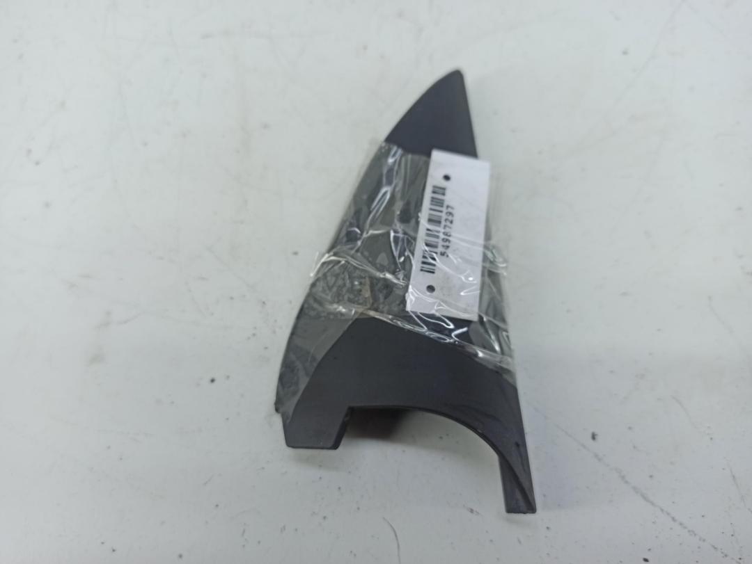 накладка декоративная Audi A4 B5 1999, 1.6 л., бензин, МКПП, зелёный, седан, 8D5857569