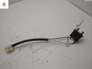 выключатель концевой (концевик) Mercedes-Benz Vito-1 W638 2003, 2.2 л., дизель, АКПП, белый, микроавтобус, 9018200254