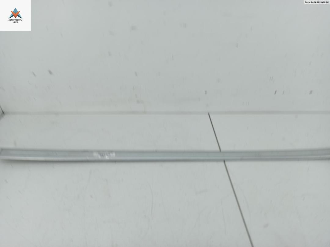 молдинг двери задней левой Audi A6 4B/C5 1999, 1.8 л., Ti, бензин, МКПП, серый, седан, 4B0853963A - фото №1