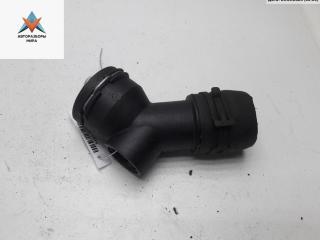 фланец (тройник) системы охлаждения Volkswagen Caddy 3 поколение 2005, 2.0 л., дизель, МКПП, белый, фургон, 1K0122291N