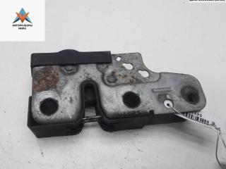 замок капота Volkswagen Passat B6 2006, 2.0 л., бензин, МКПП, серый, универсал