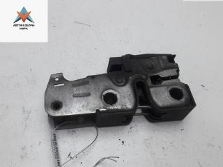 замок капота Volkswagen Passat B6 2006, 2.0 л., бензин, АКПП, чёрный, универсал