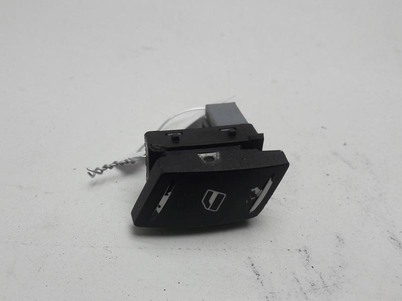 кнопка стеклоподъемника переднего правого Skoda Octavia mk2 (A5 1Z) 2008, 1.9 л., дизель, МКПП, чёрный, хетчбэк 5 дв., 1Z0959856