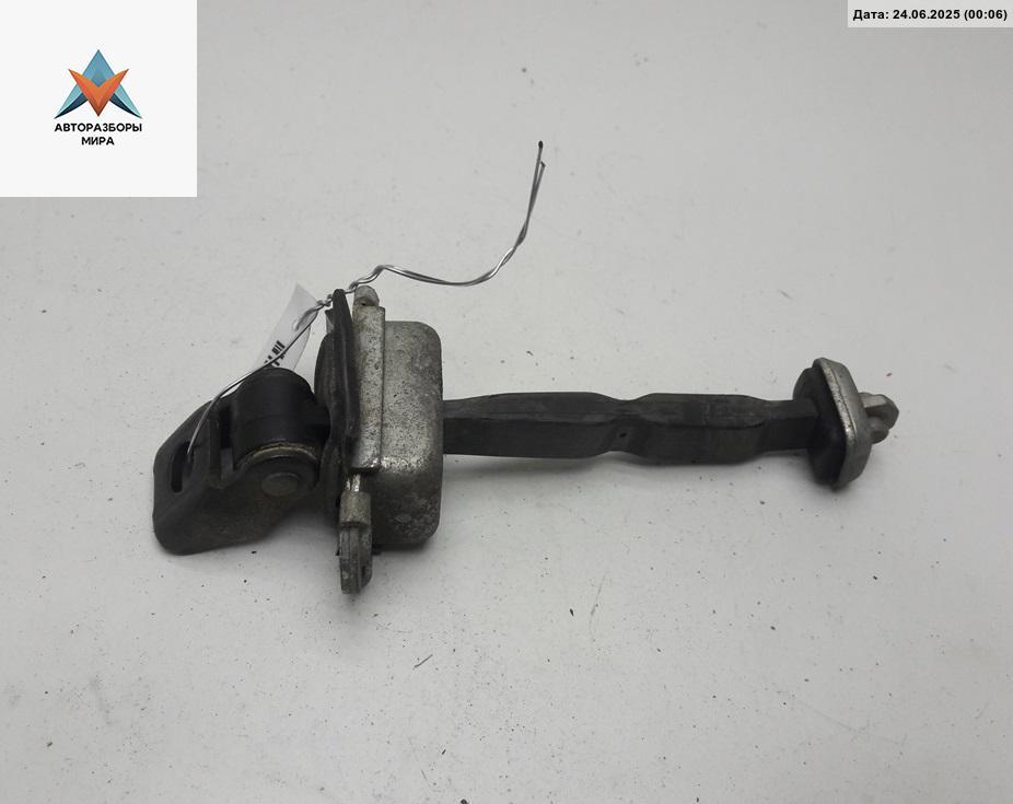 Ограничитель открывания двери задней Skoda Octavia mk2 (A5 1Z) 2008, хетчбэк 5 дв. - фото №1