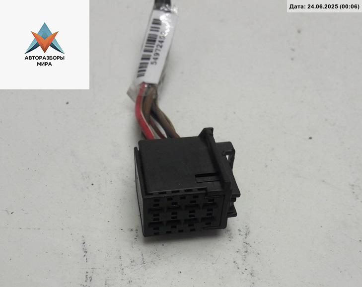 разъем (фишка) проводки Skoda Octavia mk2 (A5 1Z) 2008, 1.9 л., дизель, МКПП, чёрный, хетчбэк 5 дв., 1Z0972724 - фото №1