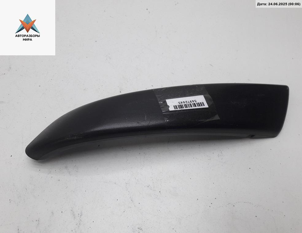 накладка декоративная Skoda Octavia mk2 (A5 1Z) 2008, 1.9 л., дизель, МКПП, чёрный, хетчбэк 5 дв., 1Z0868538 - фото №1