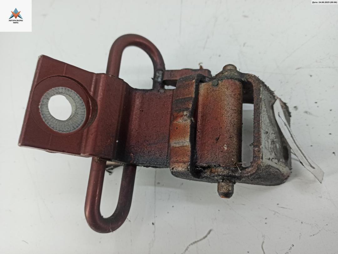 петля двери Audi 80 8A/B3 1990, красный, седан, 893833411 - фото №1