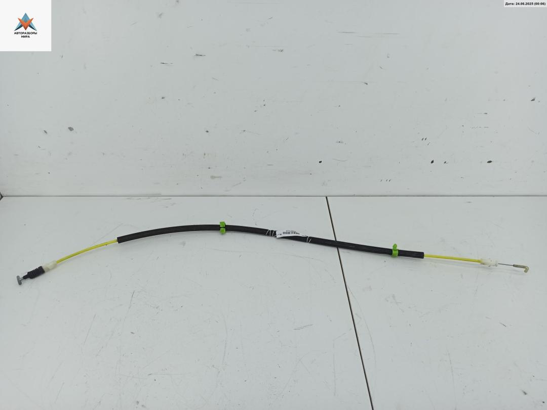 Трос двери задней Audi A4 B5 1996, 1.6 л., бензин, АКПП, серый, седан - фото №1