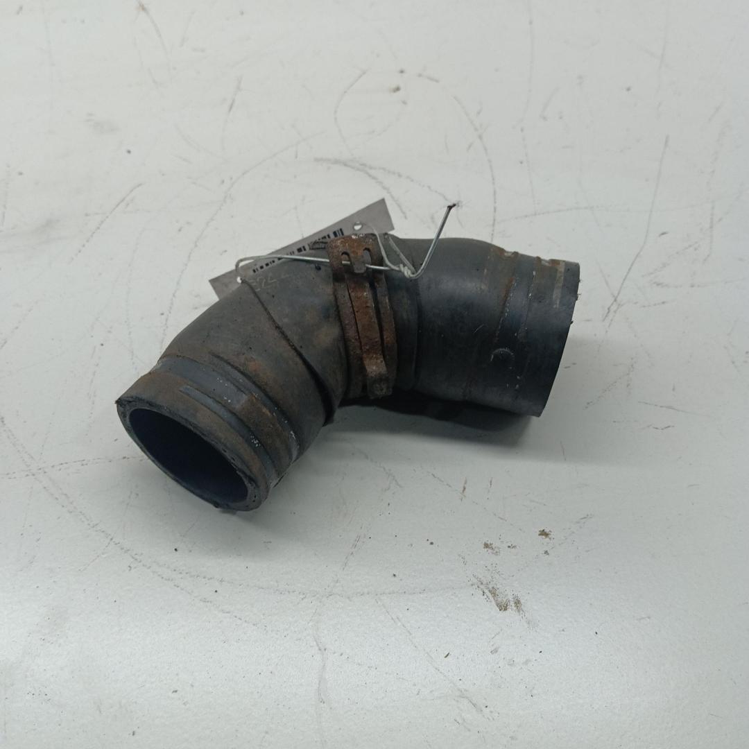 патрубок (трубопровод, шланг) Volkswagen Sharan 2001, 1.9 л., дизель, МКПП, зелёный, минивэн