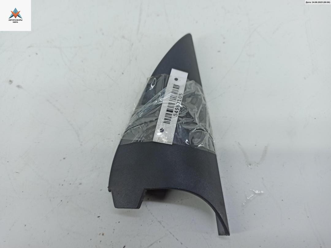 накладка декоративная Audi A4 B5 1996, 1.6 л., бензин, АКПП, серый, седан, 8D5857569 - фото №1