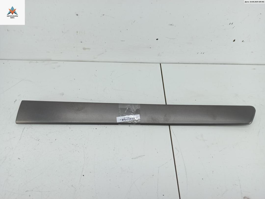 накладка декоративная Audi A6 4B/C5 1998, 2.4 л., бензин, МКПП, синий, универсал, 4B0867420 - фото №1