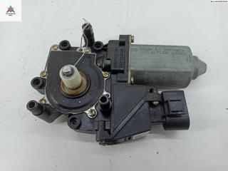 моторчик стеклоподъемника задний правый Audi A6 4B/C5 1998, 2.4 л., бензин, МКПП, синий, универсал, 4B0959802B