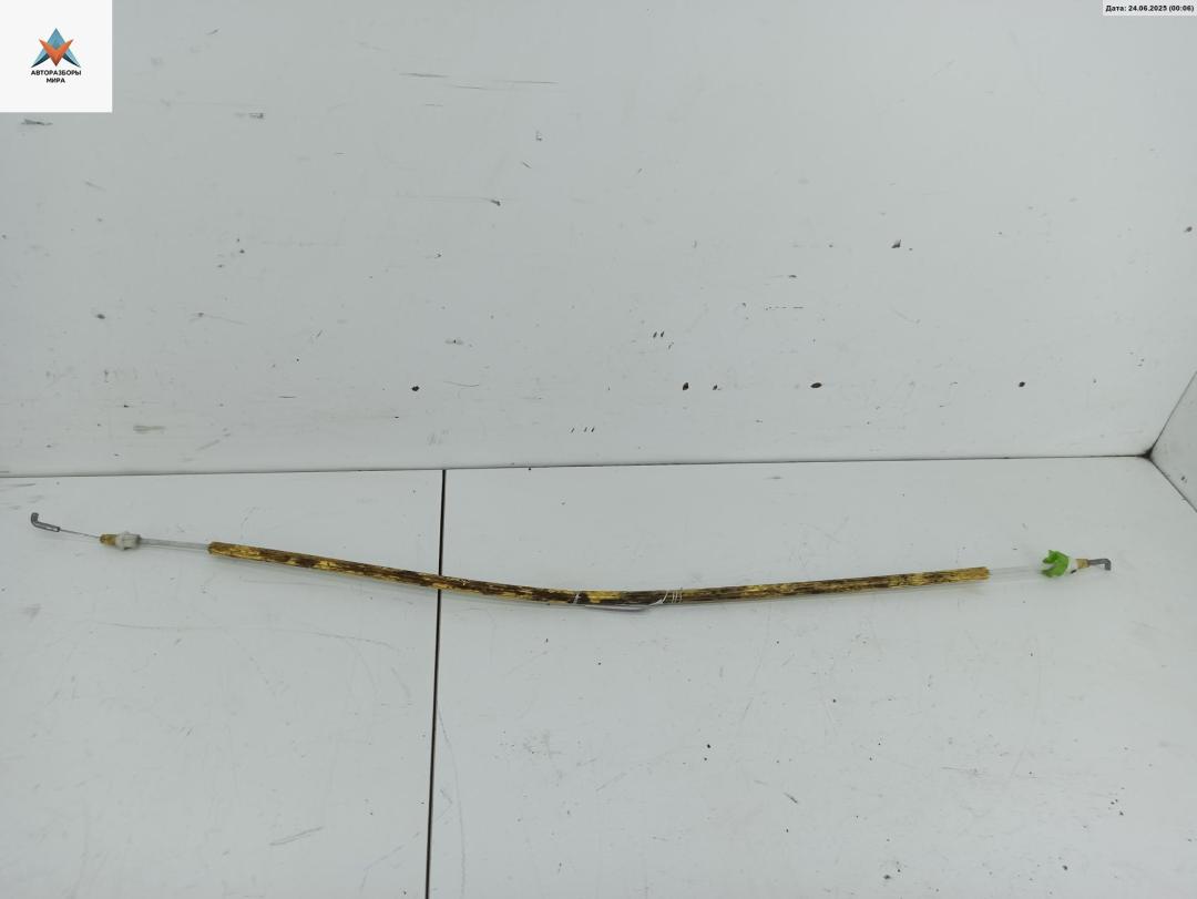 Трос двери задней Audi A6 4B/C5 1998, 2.4 л., бензин, МКПП, синий, универсал, 4B0 - фото №1