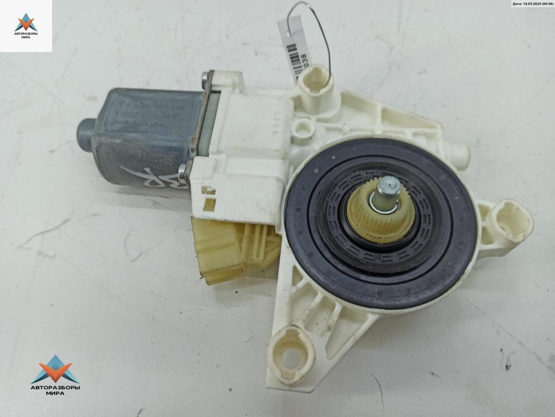 моторчик стеклоподъемника задний правый Mercedes-Benz M-Class ML W164 2006, 4.0 л., дизель, АКПП, чёрный, внедорожник 5 дв., 2518200208 - фото №1