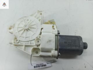 моторчик стеклоподъемника передний левый Mercedes-Benz M-Class ML W164 2006, 4.0 л., АКПП, внедорожник 5 дв., 01308222763