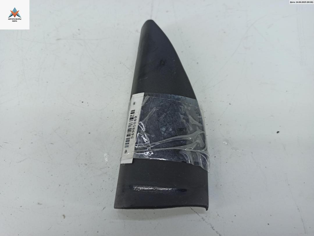 накладка декоративная Audi 80 8A/B3 1990, 1.6 л., бензин, МКПП, красный, седан, 89385750 - фото №1