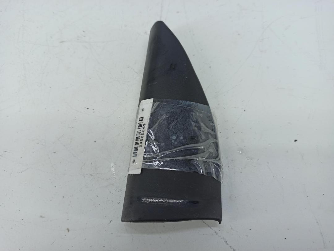 накладка декоративная Audi 80 B3 1990, 1.6 л., бензин, МКПП, красный, седан, 89385750