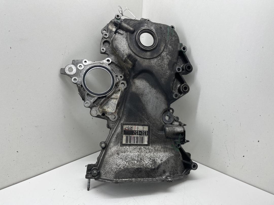 крышка двигателя передняя Toyota Corolla 2002, 1.6 л., бензин, МКПП, чёрный, хетчбэк 3 дв., 113210D020