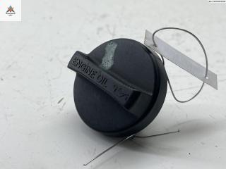 пробка маслозаливная Toyota Corolla 9 поколение (E120/E130) 2002, 1.6 л., бензин, МКПП, чёрный, хетчбэк 3 дв.