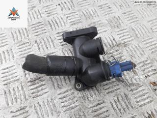 фланец (тройник) системы охлаждения Volkswagen Passat B5 1999, 1.8 л., бензин, МКПП, синий, универсал