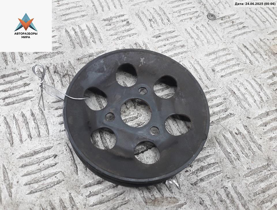 шкив насоса гидроусилителя Volkswagen Passat B5 1999, 1.8 л., бензин, МКПП, синий, универсал, 058145255L - фото №1