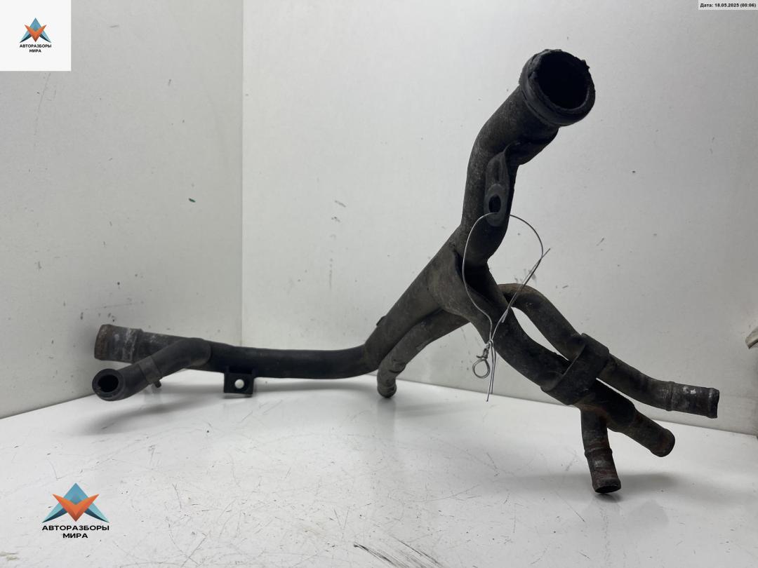 трубка охлаждающей жидкости Kia Rio 2 поколение 2006, 1.5 л., дизель, МКПП - фото №1