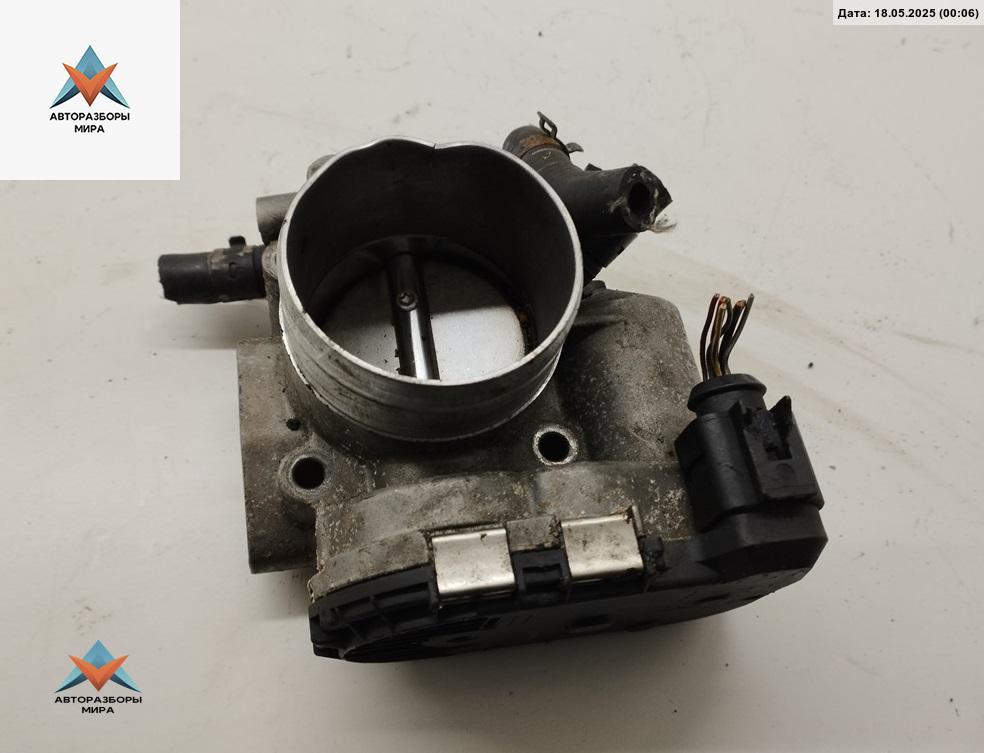 заслонка дроссельная Audi A4 B7 2005, 2.0 л., бензин, МКПП, серый, универсал - фото №1