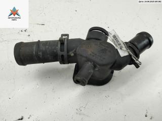 фланец (тройник) системы охлаждения Skoda Octavia mk1 (A4 1U) 2003, 2.0 л., бензин, МКПП, синий, универсал, 06A121133D