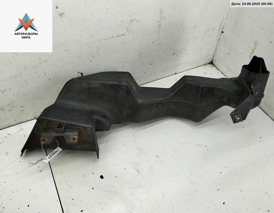 воздуховод Skoda Octavia mk1 (A4 1U) 1998, 1.6 л., бензин, МКПП, красный, хетчбэк 5 дв., 1U0805961D - фото №1