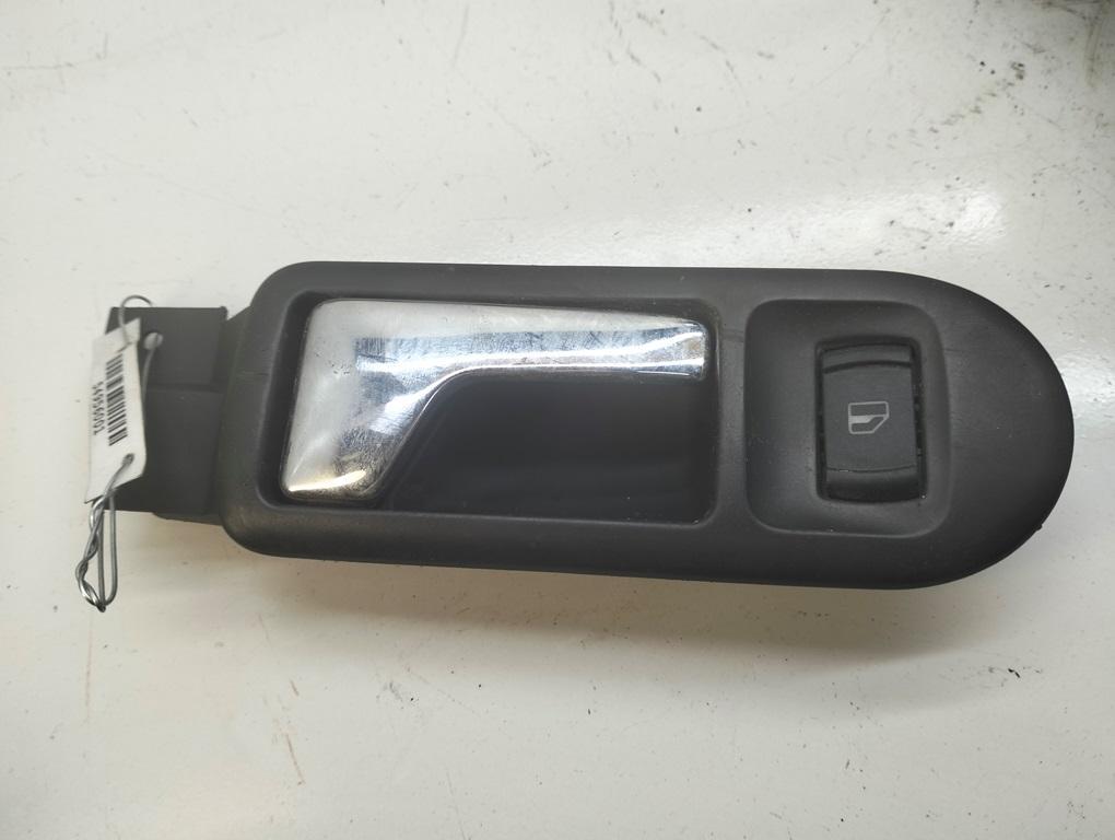 ручка внутренняя передняя правая Volkswagen Passat B5 1998, 1.8 л., бензин, МКПП, красный, универсал, 3B1837114