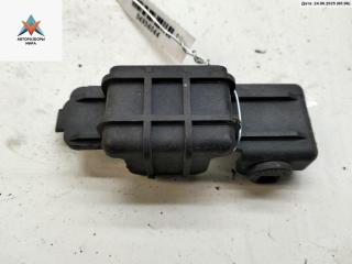 кронштейн радиатора Skoda Superb 1 поколение 2002, 1.8 л., бензин, МКПП, зелёный, седан, 8D0260427