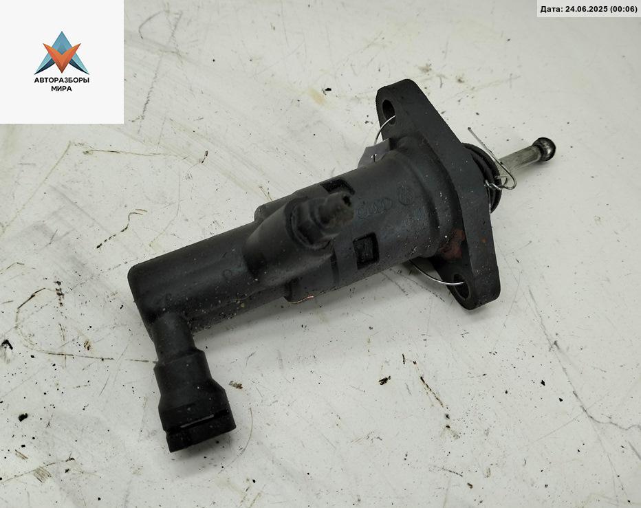 цилиндр сцепления рабочий Volkswagen Golf 5 поколение 2004, 1.9 л., дизель, МКПП, серый, хетчбэк 5 дв., 1K0721261L - фото №1