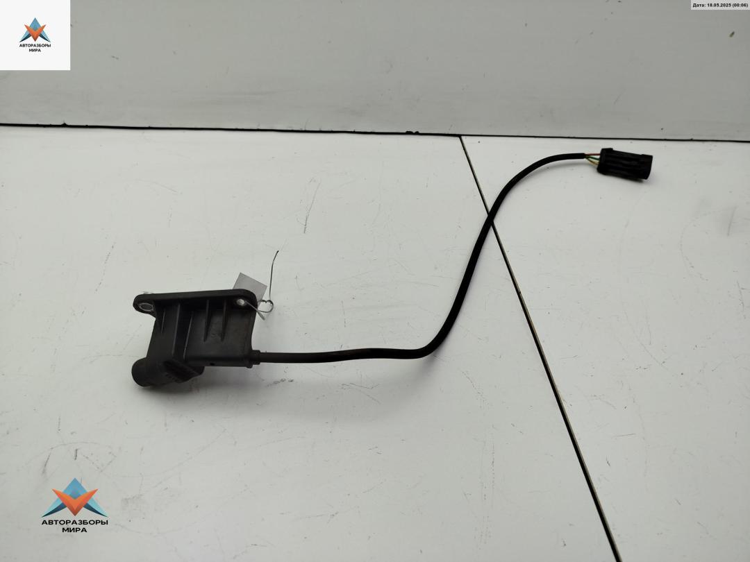 датчик распредвала Opel Astra G 1999, 1.6 л., бензин, МКПП, синий, универсал, 90412795 - фото №1