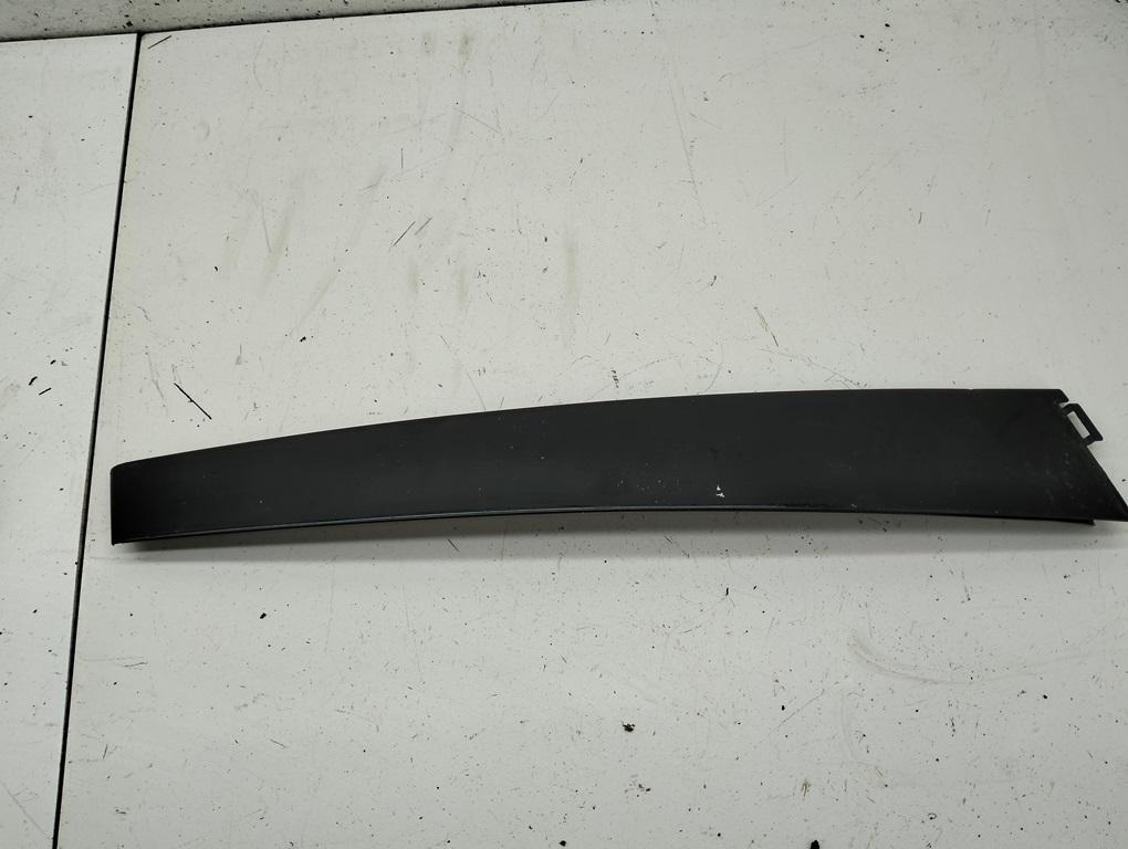 накладка двери (крышки) багажника Volkswagen Passat B5+ (GP) 2003, 1.9 л., дизель, МКПП, серый, универсал, 3B0837901